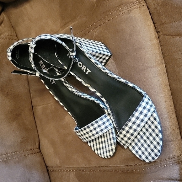 REPORT Pamela Fabric Gingham Ankle Strap Open Toe Block Sandals - Picture 2 of 7